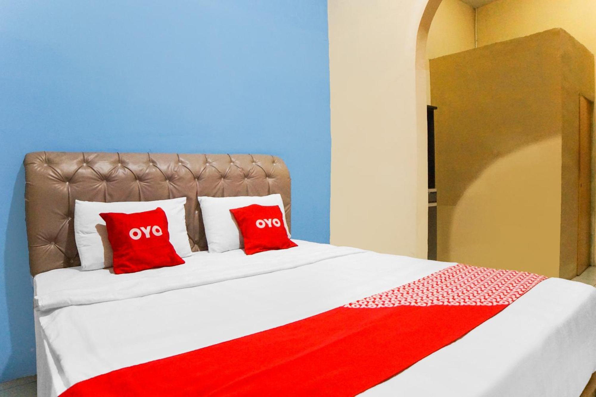 Oyo 92076 Sky Residence Cengkeh Medan Luaran gambar