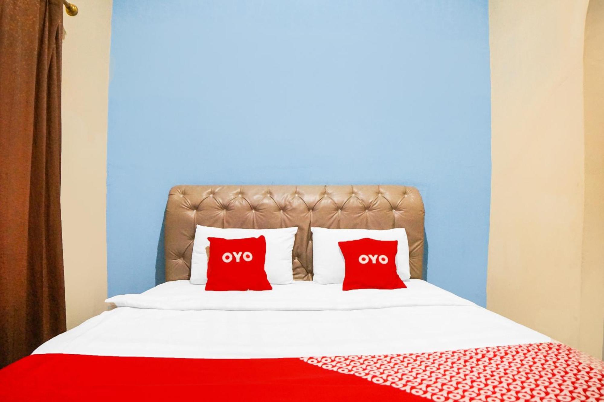 Oyo 92076 Sky Residence Cengkeh Medan Luaran gambar